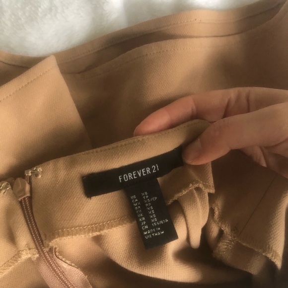 FOREVER 21 Tan Asymmetrical Skort - Picture 5 of 5